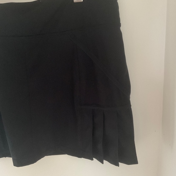 Athleta Any Sport Pleated Skort Size XL in Black - Picture 5 of 8